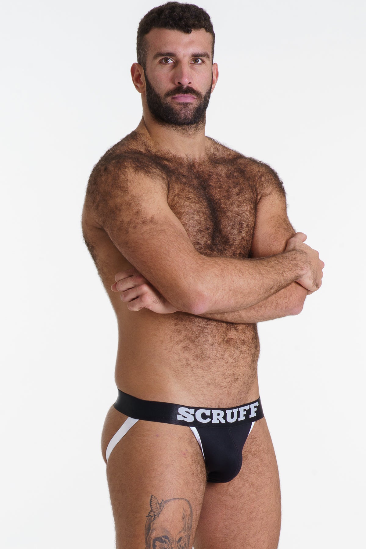 SCRUFF x Bomba! deportista negro